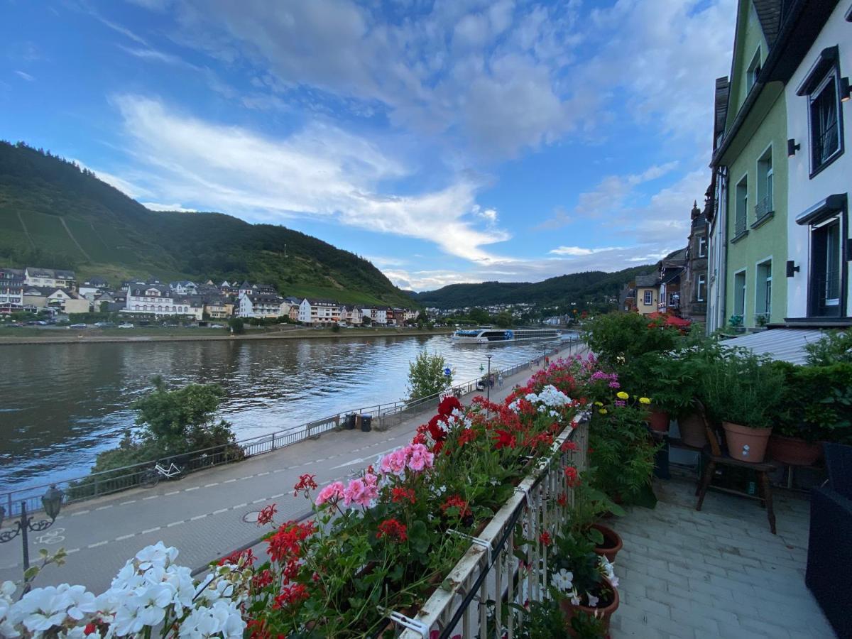 Holiday Apartment Mit Moselblick Im Moselhaus Кохем Экстерьер фото